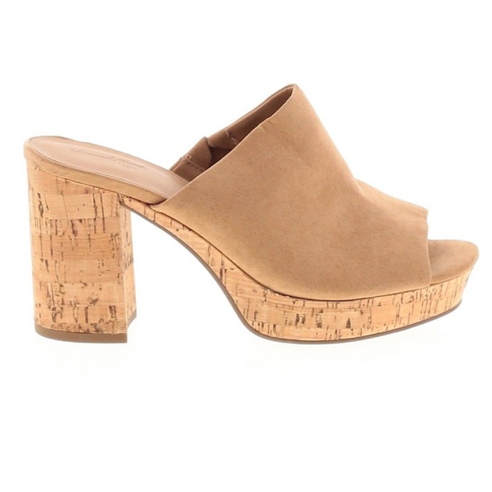 Universals Thread Suede Mule/Clog